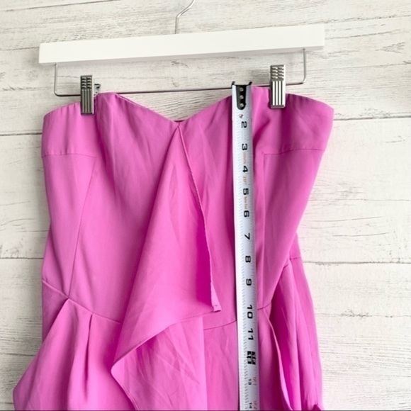 Express Sweetheart Neckline Ruffle Romper - Picture 11 of 12